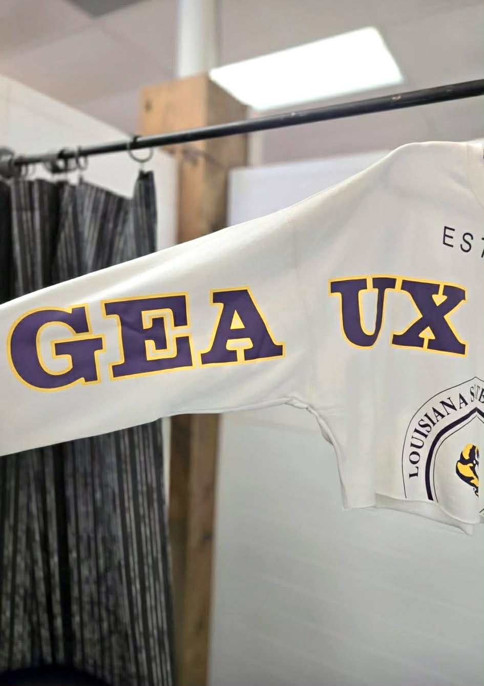 Crop Geaux Tigers Split Sleeve Pullover